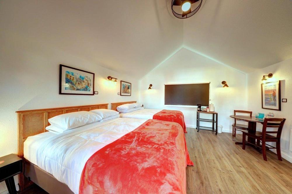 Deluxe Double Room interior